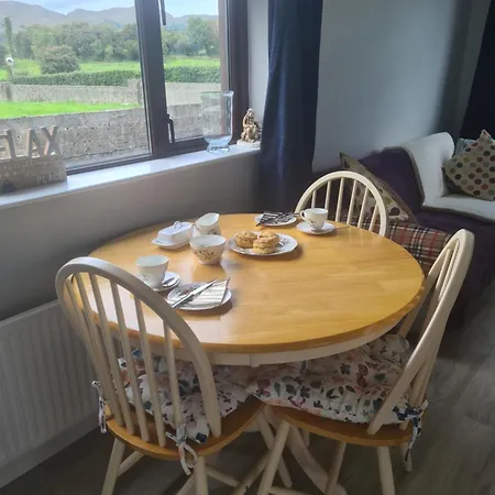 Cistin Bheag Aine Ballygawley